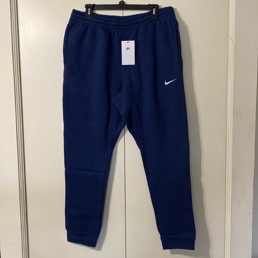 NIKE Men’s Sportswear Club Fleece Joggers